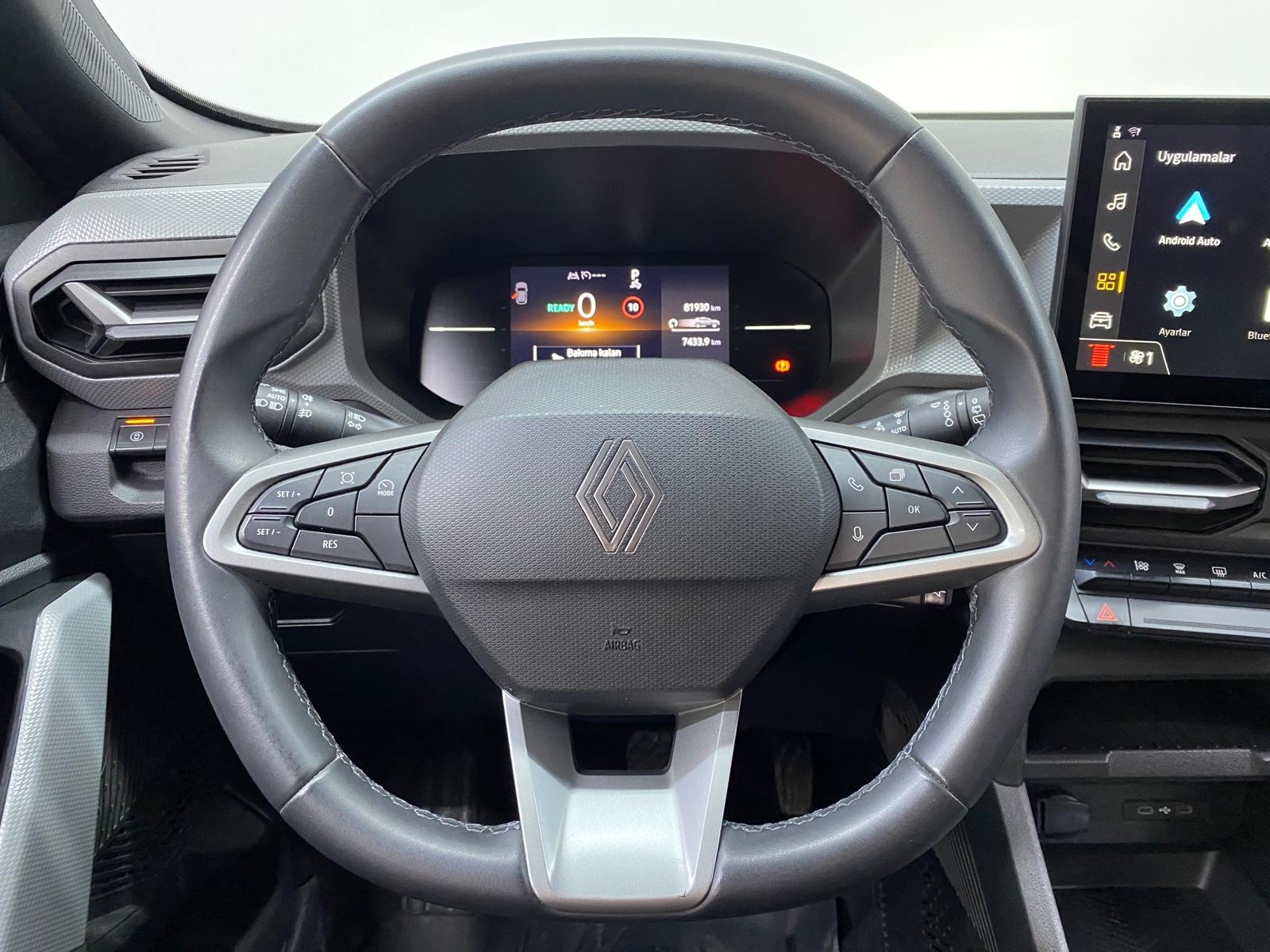 RENAULT DUSTER 10